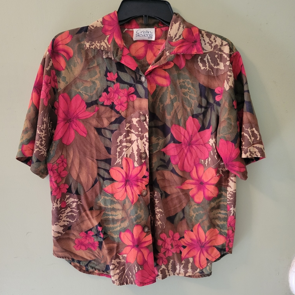 Women's Floral Hawiian Button-Down Shirt